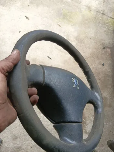 Volante do Peugeot