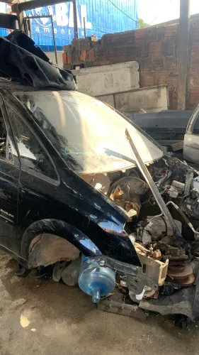 Meriva 2011 retirada de peças
