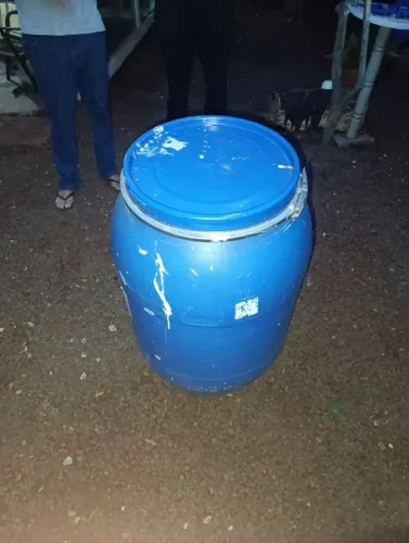 Vendo tambor de 200 litros ótimo pra uso