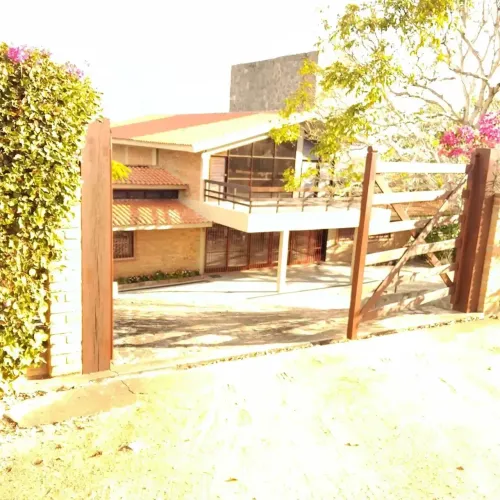 MANSÃO DE LUXO EM GRAVATÁ COM 888m²  UM VERDADEIRO PARAÍSO EM CONDOMÍNIO FECHADO!