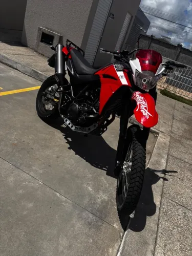 Xt 660R