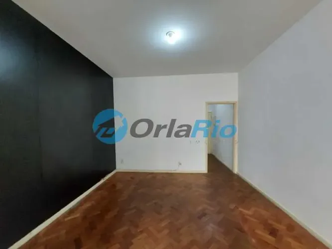 Apartamento - Padrão / Residencial / Leme