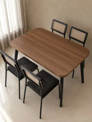 Mesa de Jantar - 120x80 com 4 Cadeiras