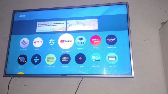 Vende-se uma TV de 43 polegadas Panasonic 