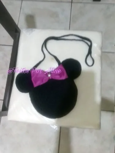 Bolsa Minnie de Crochê com Laço em Tecido