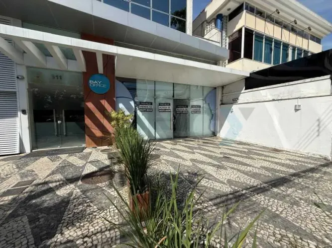 Loja : / Comercial / São Francisco
