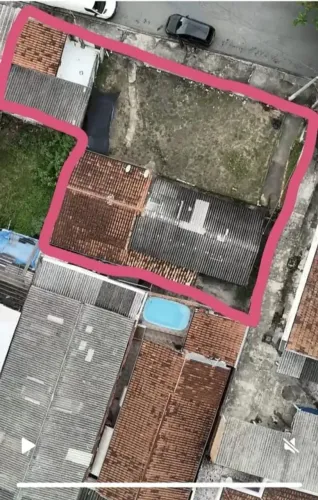 Imóvel para venda tem 364 metros quadrados em Centro - Taubaté - SP