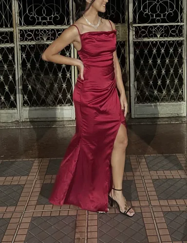 Vestido social vermelho