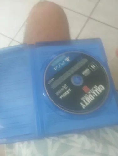 Jogo God of War 4 e Call of Duty Black Ops 4