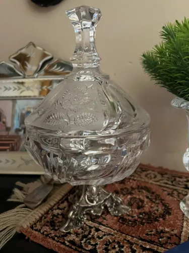 Bombonier cristal, pé em prata
