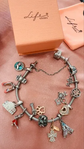 Pulseira Life VIVARA em prata 925  e 14 berloques lindos!! 