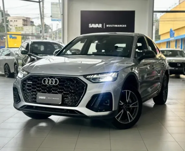 Audi Q5 SB P Black. 2.0 TFSIe S.tr. QT (hib.) 2024