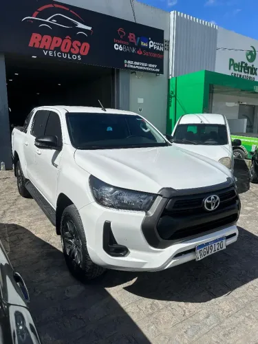 Toyota Hilux CD SR 4X4 2.8 TDI Diesel Aut. 2024
