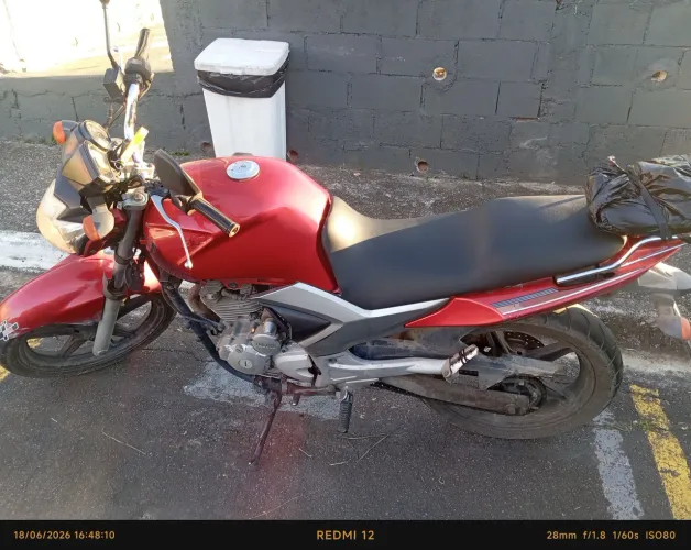 Vende -se Fazer 250