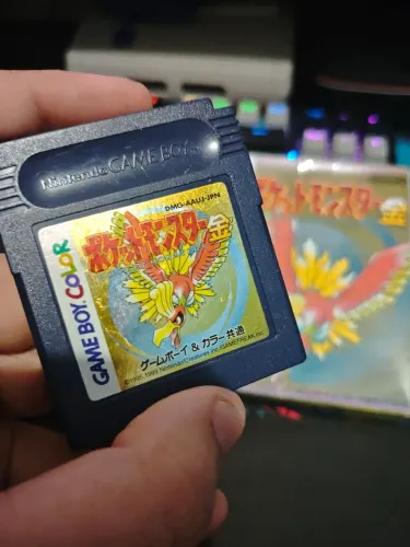 Troco Pokémon Gold japonês por americano