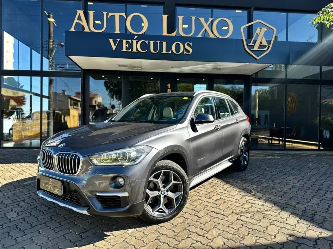 BMW X1 Sdrive 20I X-line 2.0 TB Active Flex 2018