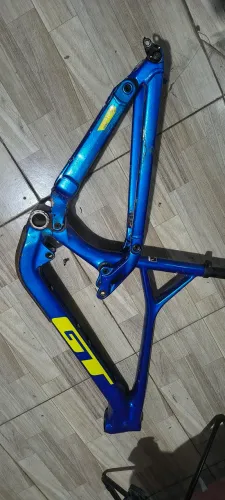 GT force pro carbon 2021 
