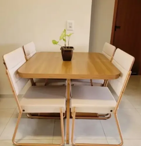 Mesa Retangular + 4 Cadeiras NOVAS ? Perfeita para Sala de Jantar