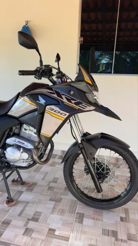 Xre 300 adventure abs