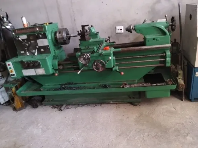Torno Promeca IN 500 x 1000 mm Cava 720 mm Árvore 70 mm