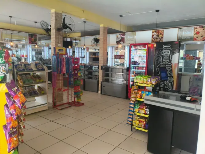 Ponto comercial/Loja/Box para venda com 200 metros quadrados em Maresias - São Sebastião -