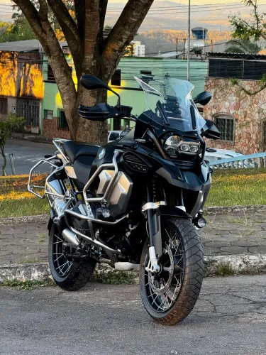 BMW R1250 GSA TRIPLE BLACK 2024.