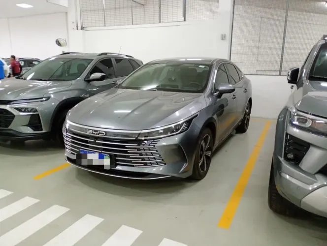 BYD King GS 1.5 16V Híbrido Aut. 2025