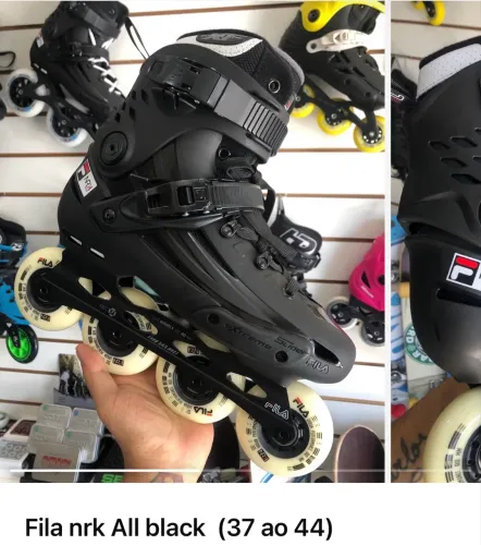 PATINS FILA NRK ALL BLACK - SEMINOVO (ESTADO DE NOVO)