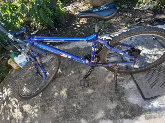 Vende-se bicicleta GTS M7