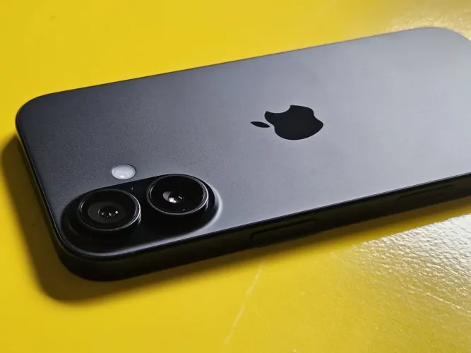iPhone 16 128gb