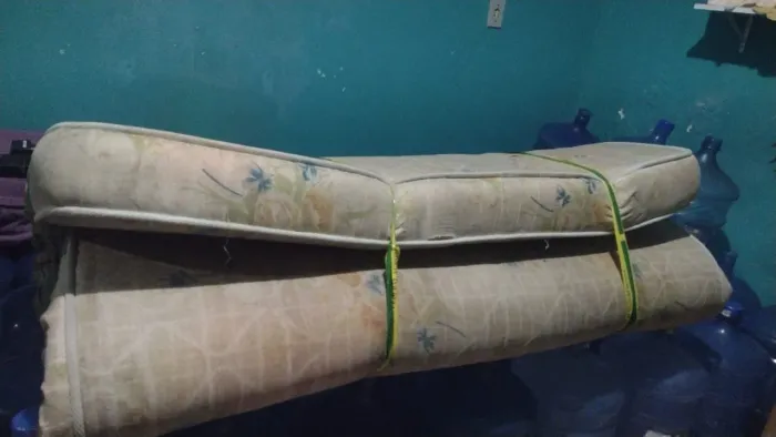Desapego cama x colchão 