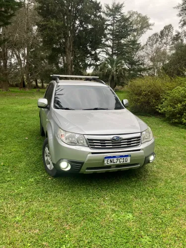 Subaru Forester 2.0/2.0 S 4X4 Aut. 2010