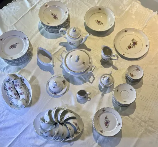 Porcelana Steatita Paraná Original - Aparelho de Jantar e Chá com 97 Peças