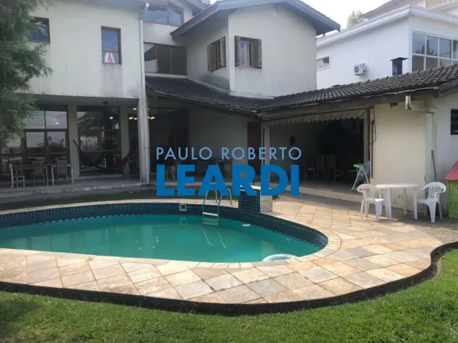 CASA EM CONDOMÍNIO - ALPHAVILLE - SP