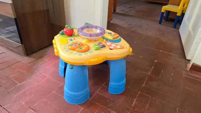 Mesa interativa Fisherprice