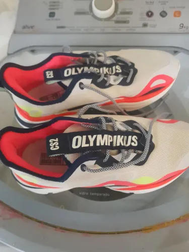 Tenis