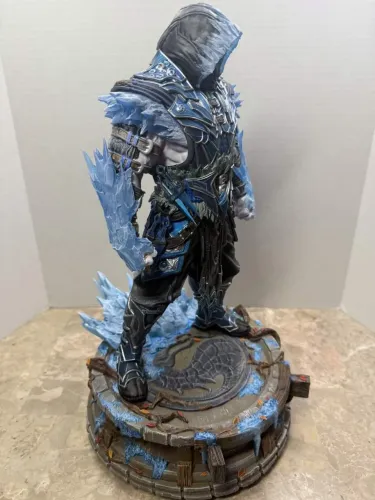Sub Zero - Mortal Kombat - Estátua Decorativa em Resina - Pintura Artesanal
