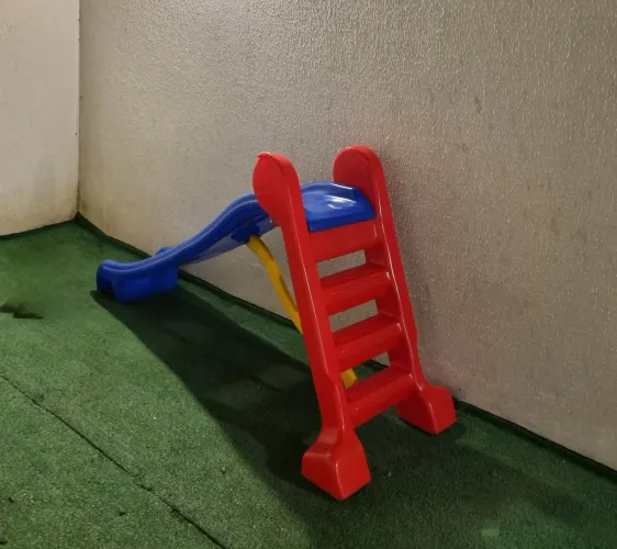 Escorregador infantil
