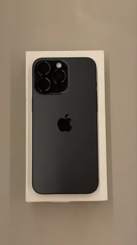 iPhone 15 Pro Max 256GB Preto Titanium - Caixa, Nota Fiscal e Acessórios