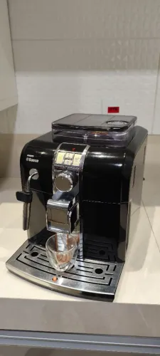 Máquina de café expresso Saeco