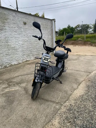 Moto elétrica 600w