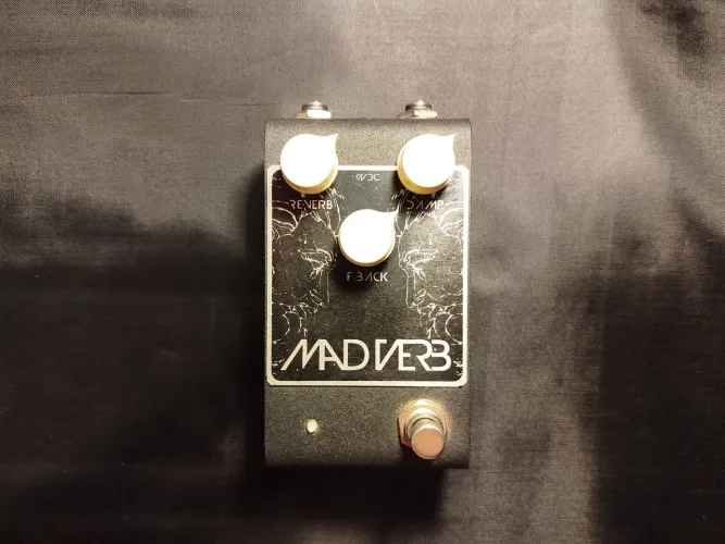Pedal Guitartech MadVerb Spring Reverb de mola