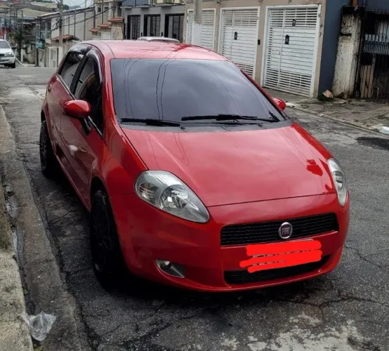 Fiat Punto Essence 1.8 Flex 16V 5P 2011