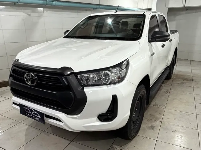 Toyota Hilux CD 4X4 2.8 Diesel Mec. 2021