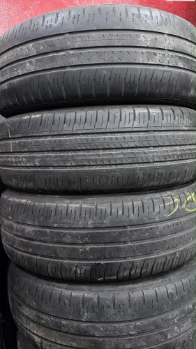 Pneus 185/60/15 marca dunlop 