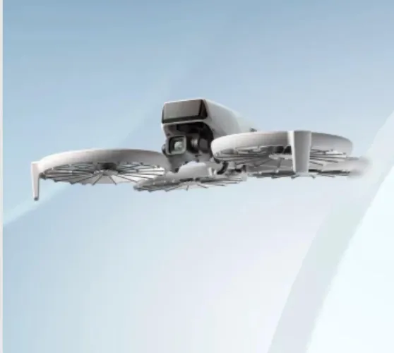 DJI Flip - novo, usado apenas 5x. - controle com tela + 3 baterias.