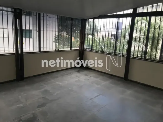 Casa para locação no Bairro Sion.