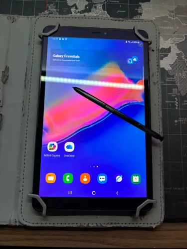 Tablet Samsung Tab A com caneta
