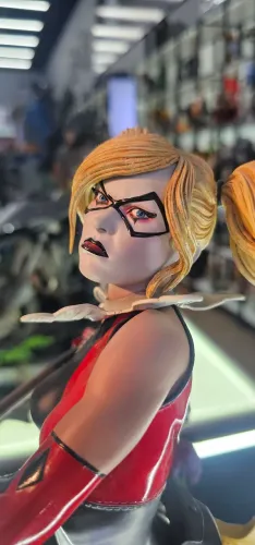 Harley Quinn Premium Format Sideshow 1/4