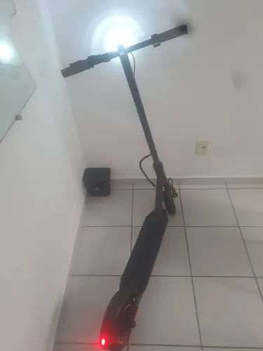 Patinete Elétrico Tomate (Modelo MPE - 1030)